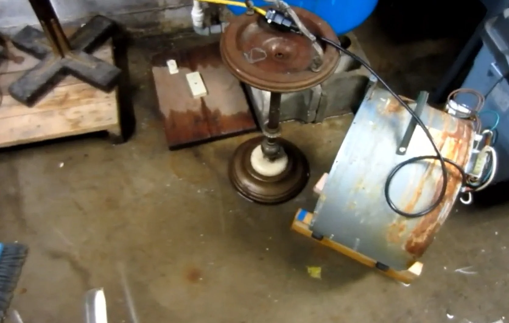 Sump Pump Failure Cleanup in Broadview, IL